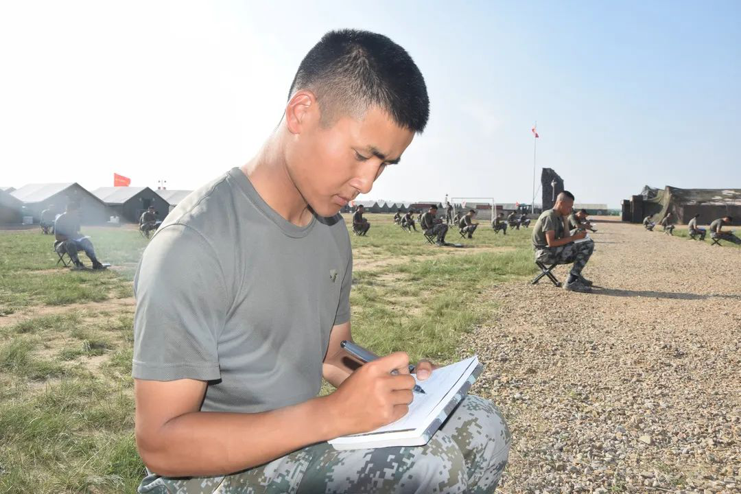 E7DCE
